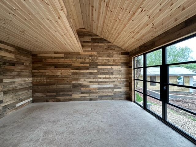 Natural Mixed Tone Pallet Board Cladding - SANDED - 10m2 BUNDLE OFFER