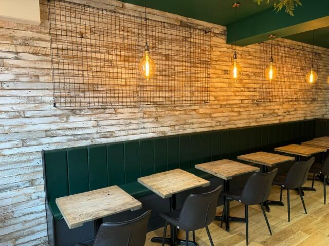 Whitewash Reclaimed Pallet Boards - 1 Square Meter Pack